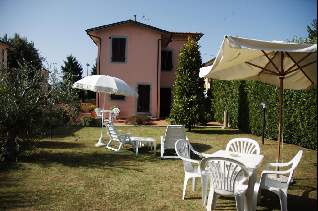 Affittacamere Villa Delia Lucca Esterno foto